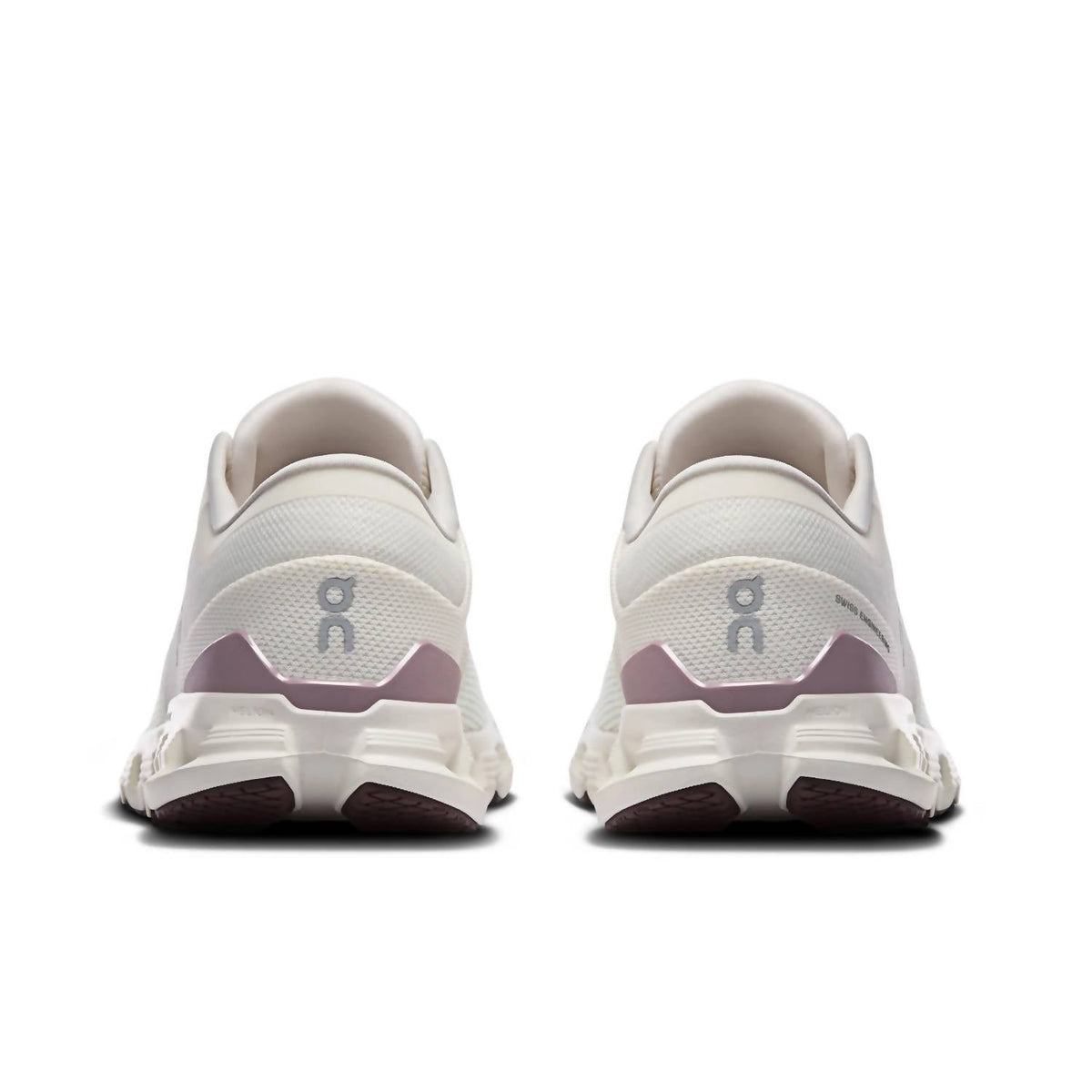 Women's Cloud X 4 Sneaker In Ivory|Heron