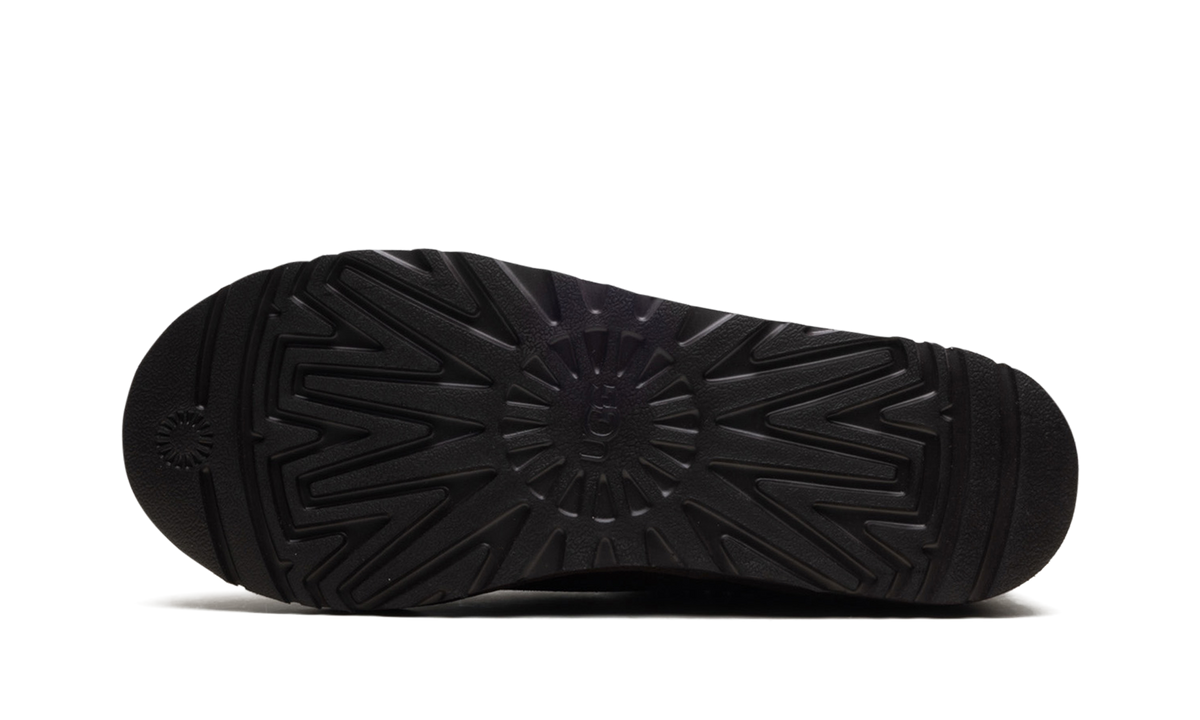 Tasman Distressed Slipper "Burnt Cedar" 1158172 BCDR