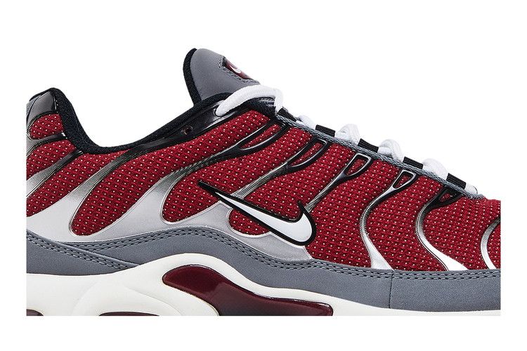 Nike Air Max Plus 'Team Red Cool Grey'