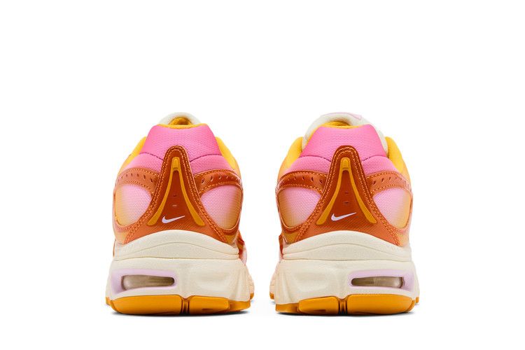 Nike Wmns Air Max Moto 2K 'Orange Horizon'