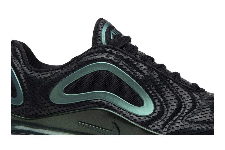 Nike Air Max 720 'Throwback Future'