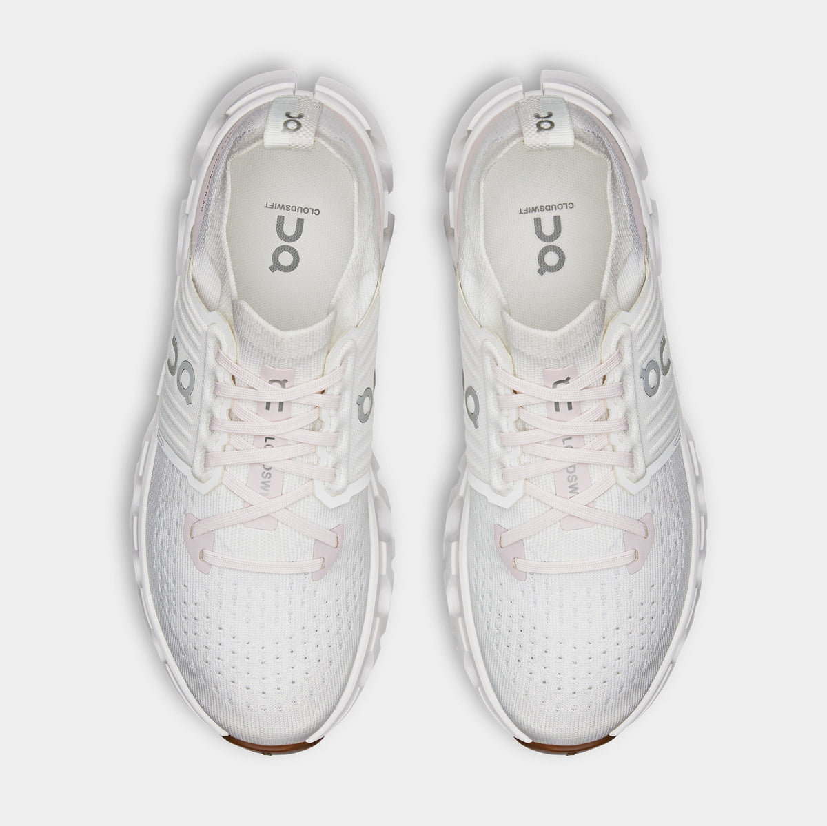 Cloudswift 4 Womens Running Shoes (White/Lily)