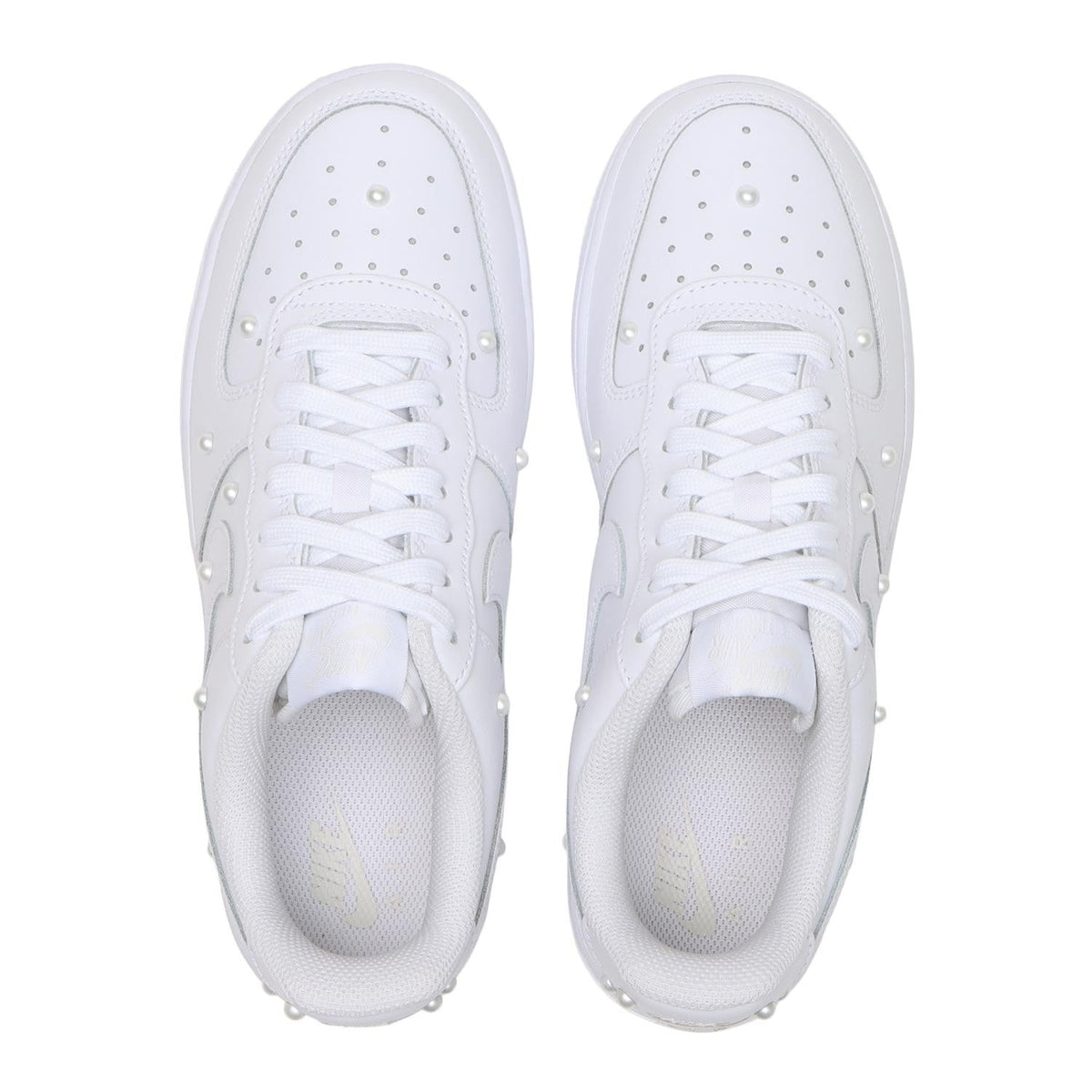 IQ0133-101 Nike Air Force 1 '07 SE "White" (Women's)