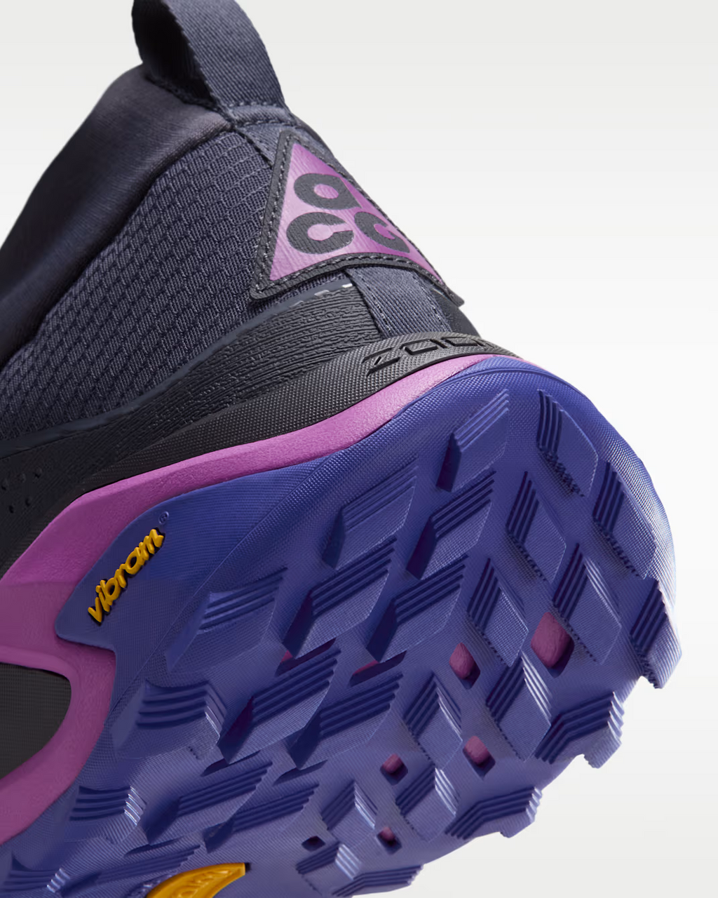 IO7854-003 Nike ACG Zegama Hike "Gridiron/Vivid Purple" (Men's)