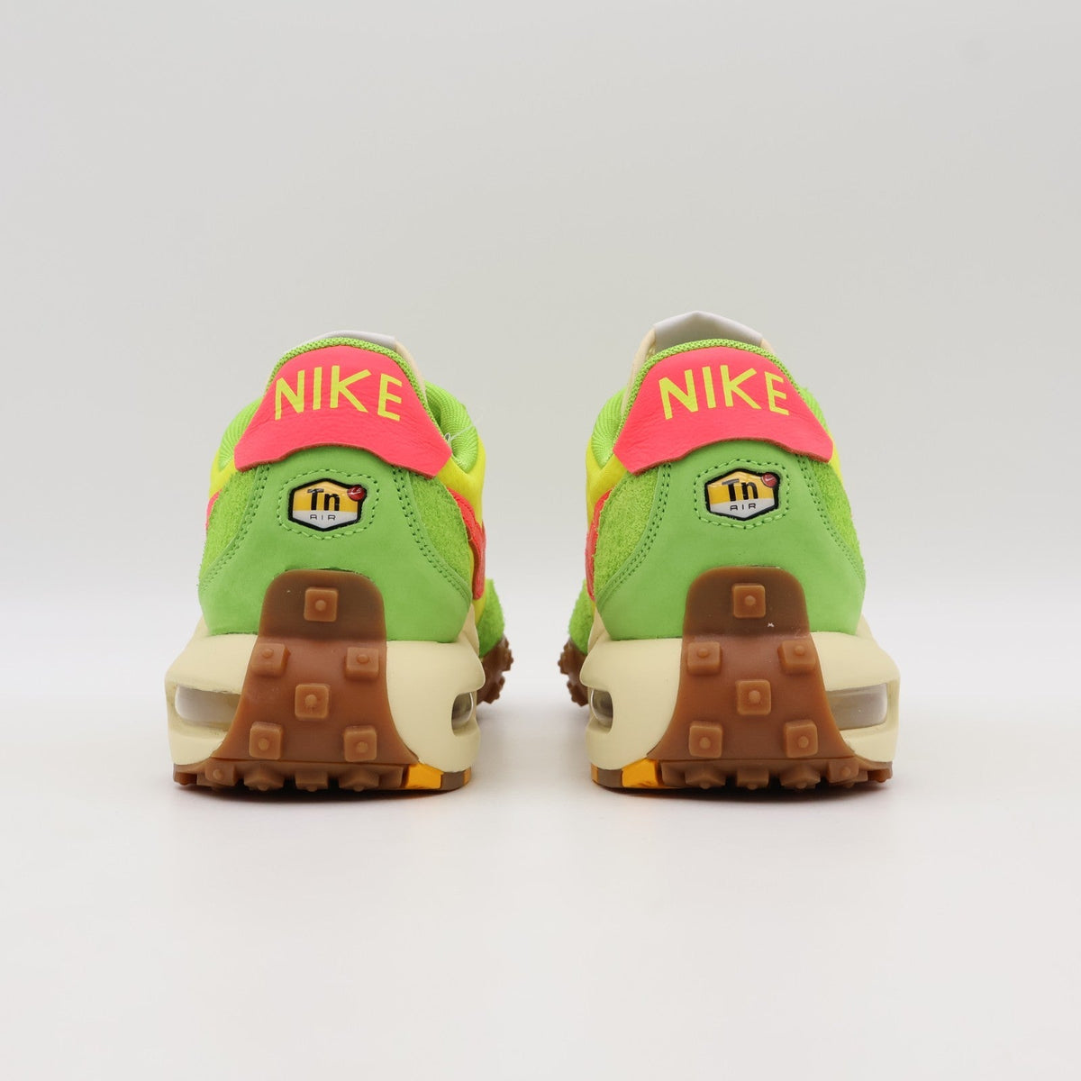 IB3656-300 Nike Air Max Waffle Sprinter Green Electrolime (Men's)
