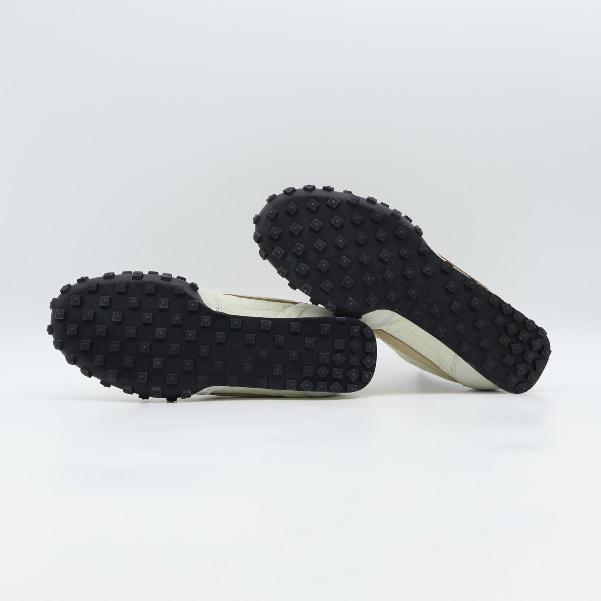 IM8658-004 Nike Waffle Racer "Light Bone/Linen" (Men's)