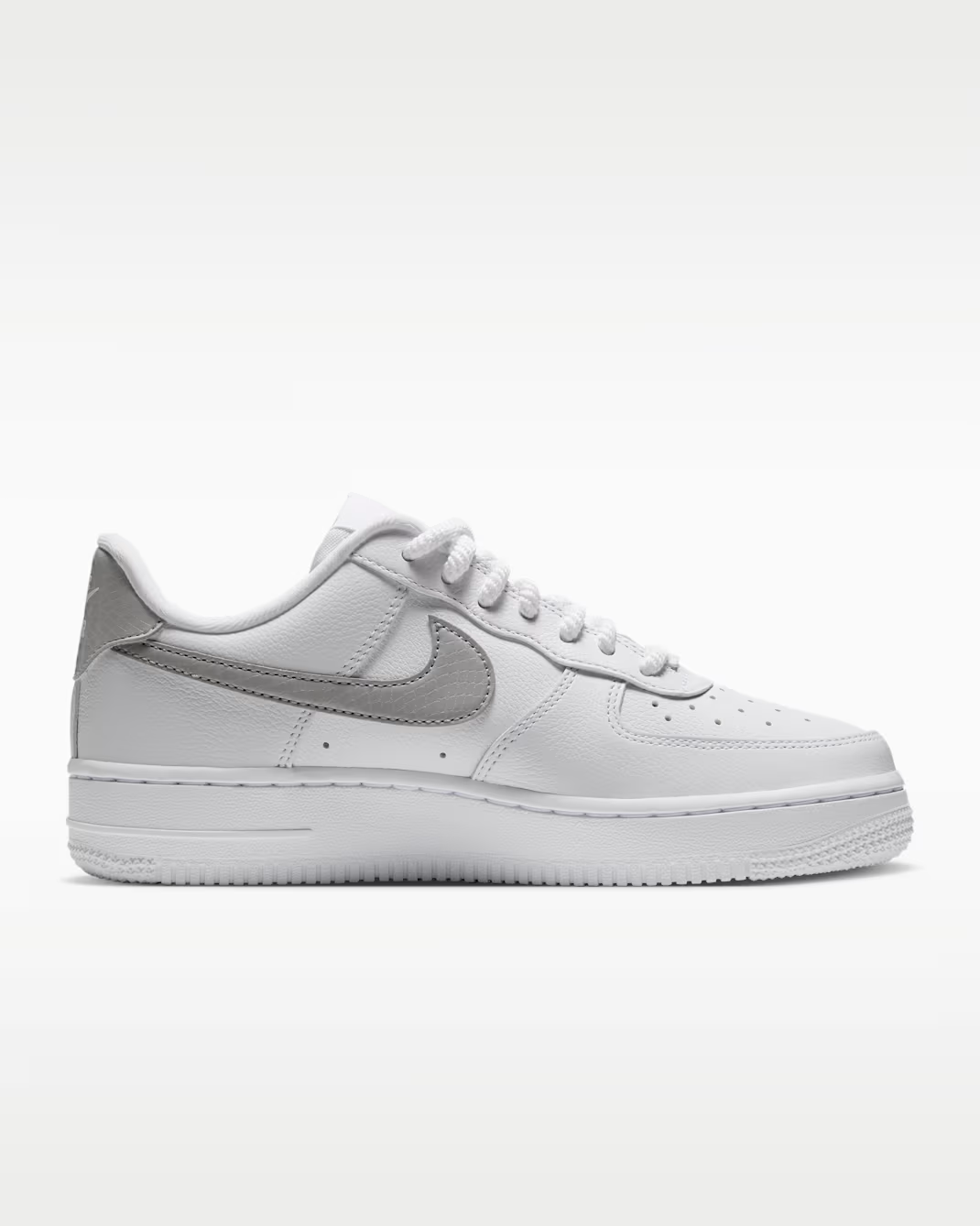 IQ0134-101 Nike Air Force 1 '07 "White/Grey Fog" (Women's)