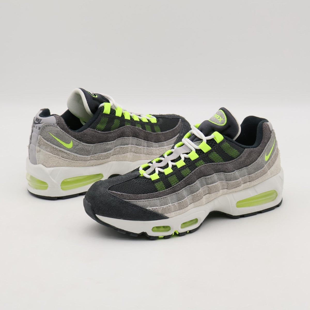 HM4738-001 MoMA Design Store Exclusive Nike Air Max 95 OG Reverse Neon (Men's)