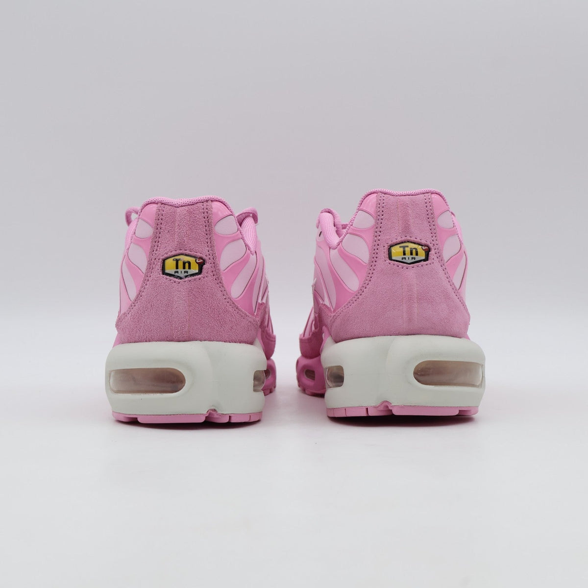 IV5286-600 Nike Air Max Plus "Pink Rise/Summit White" (Women's)