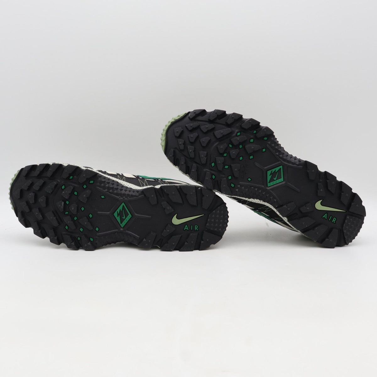 FJ7098-301 Nike Air Humara Oil Green and Malachite