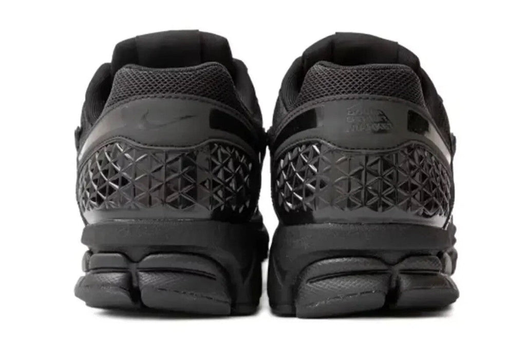 FZ3313-001 Dover Street Market (DSM) Nike Zoom Vomero 5 Black (Men's)
