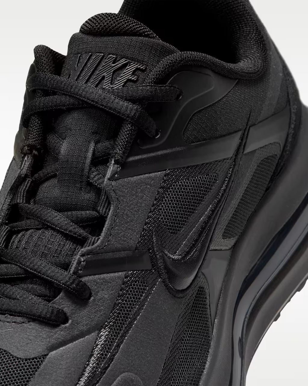 IW4934-001 Nike Air Max Metro "Black/Anthracite" (Women's)