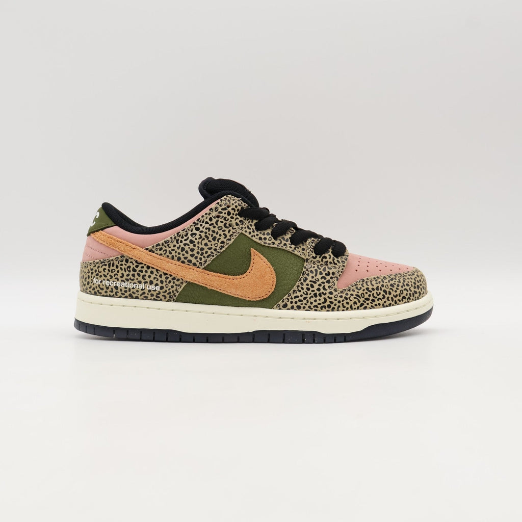 IH3211-200 Arts Rec Nike SB Dunk Low Pro Rust Pink and Rough Green (Men's)