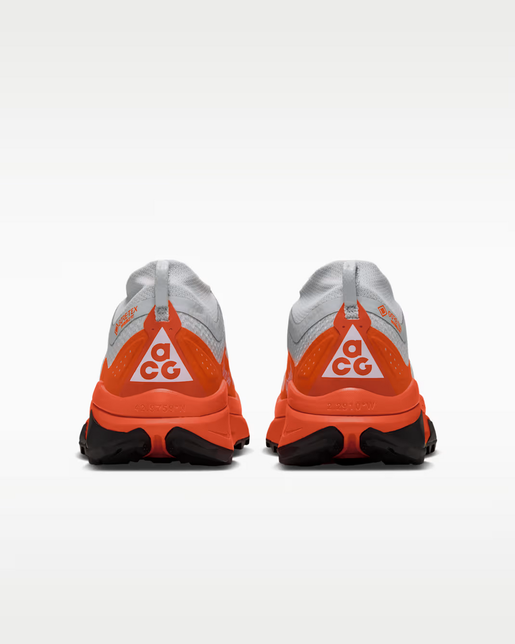 IO7933-002 Nike ACG Zegama Trail GORE-TEX Waterproof Running Shoes (Women's)