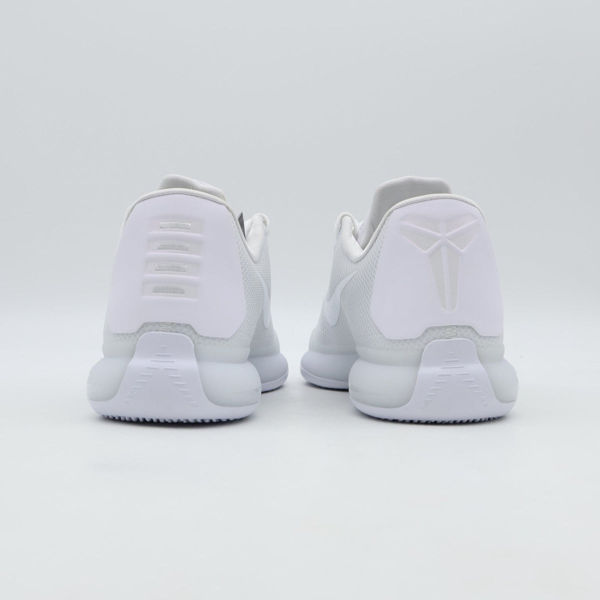 IO3415-100 Nike Kobe 10 Protro "Halo" (Men's)