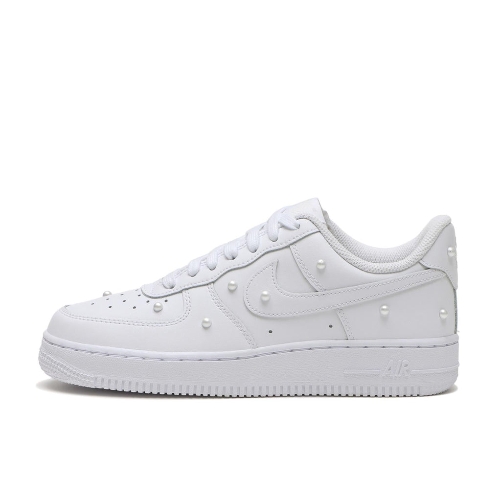 IQ0133-101 Nike Air Force 1 '07 SE "White" (Women's)