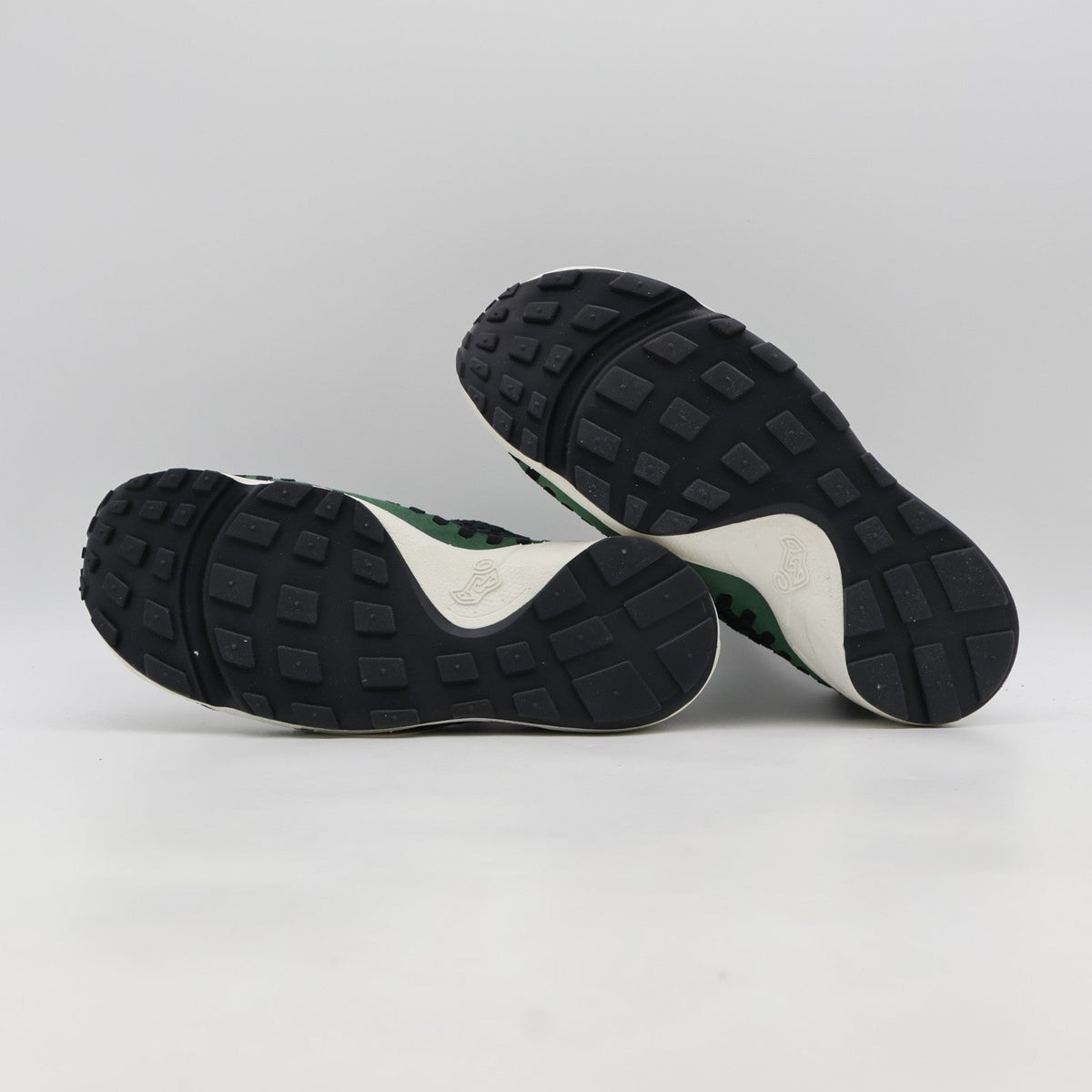 FN3540-300 Nike Air Footscape Woven Fir (Women's)