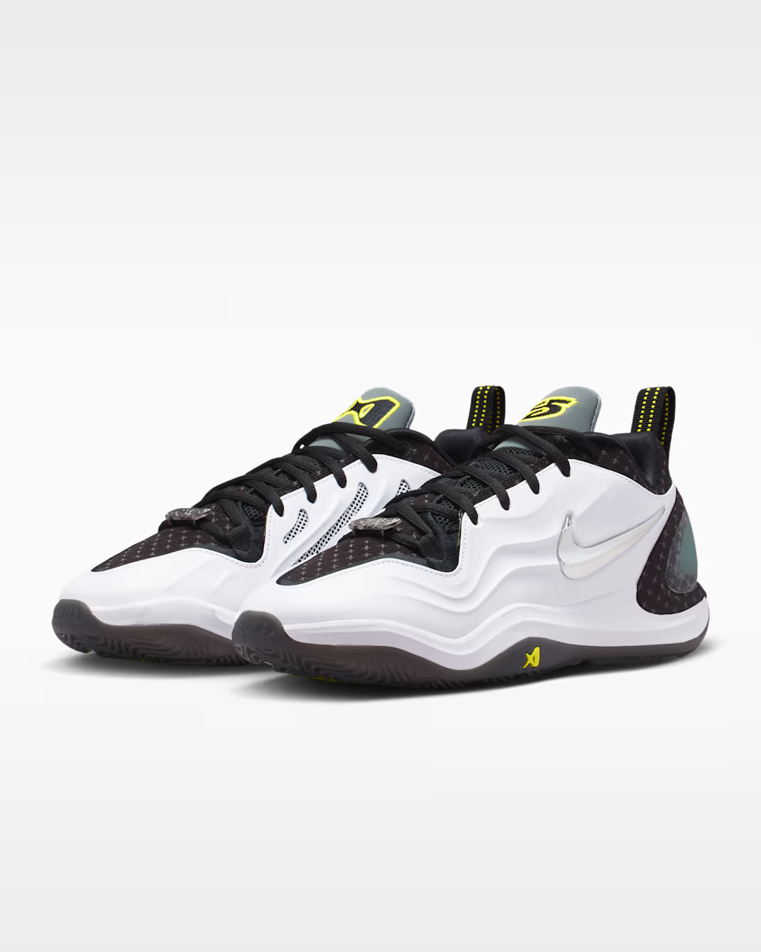 IX1924-100 Nike A'Two "Dawn Staley" (Women's)