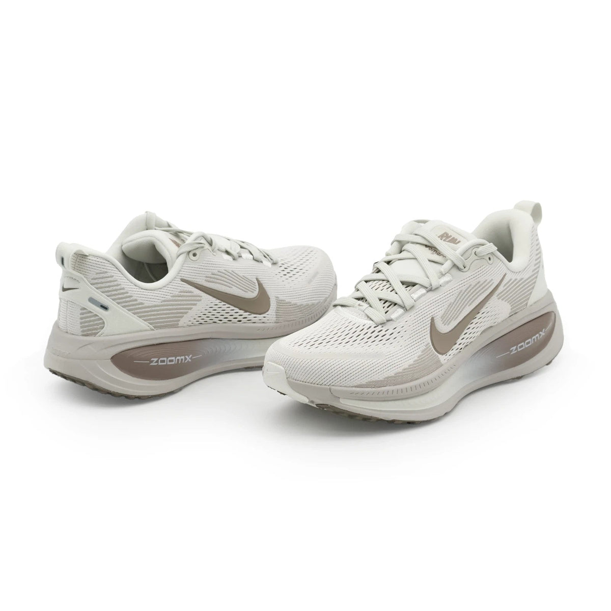HM6804-003 Nike  Vomero 18 Light Bone Phantom College Grey Mink Brown (Women's)