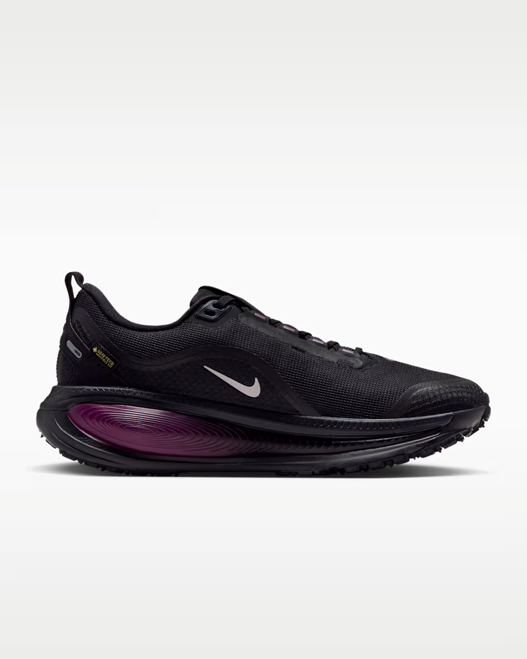HQ7002-005 Nike Vomero 18 GORE-TEX "Black/True Berry" (Women's)
