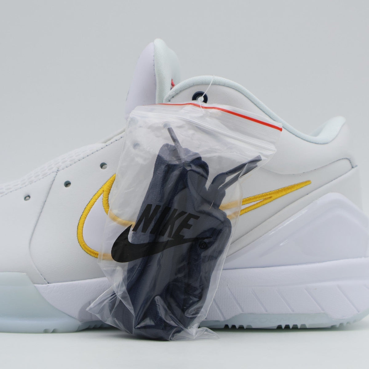 IV6585-900-10 Nike Kobe 4 Protro Draft Pack "Pacers" (Men's)