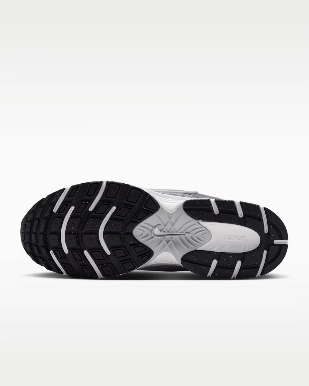IO7835-004 Nike V5 RNR "Particle Grey/Flat Pewter" (Men's)