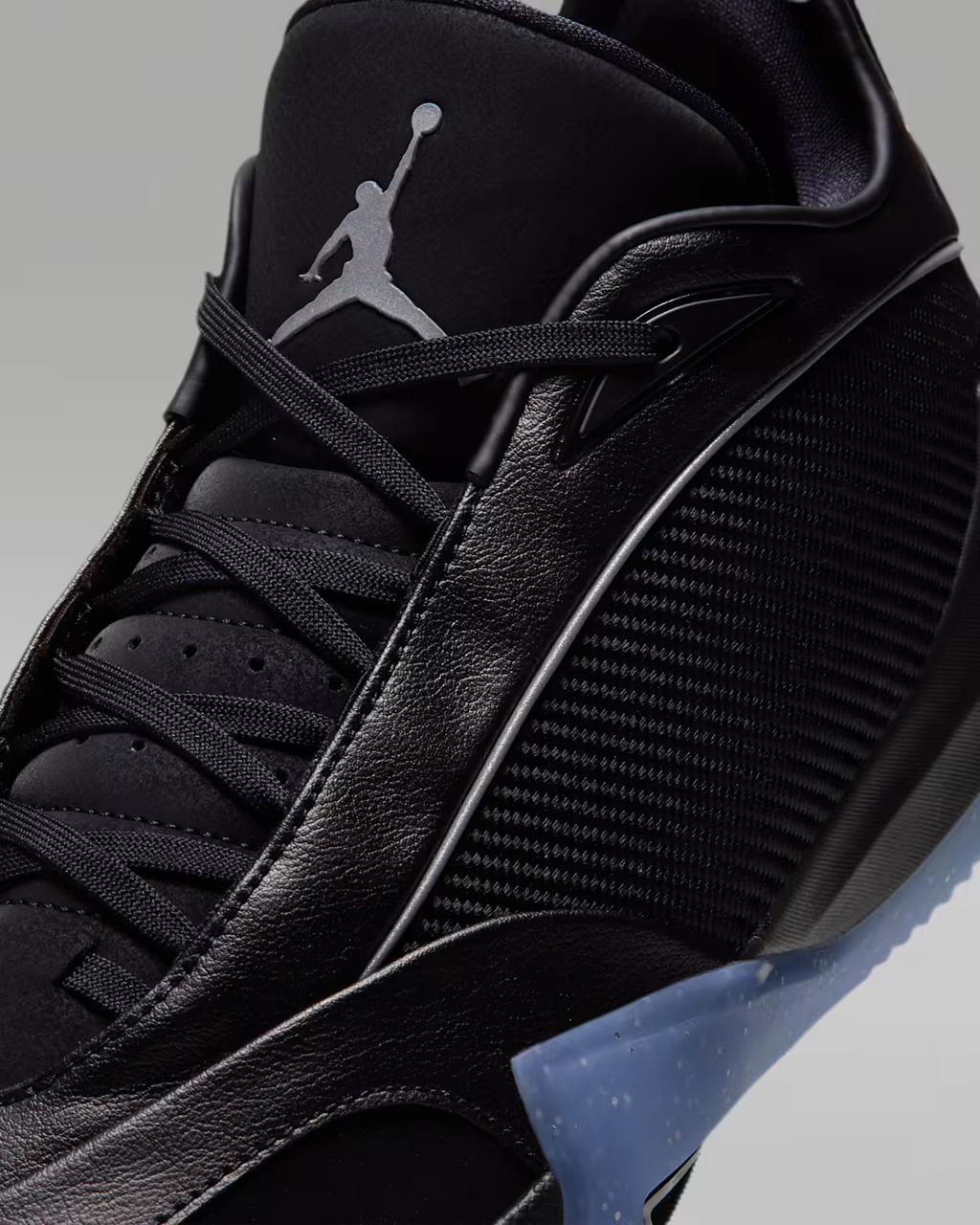 IO0424-002 Nike Jordan Triangle PF "Black/Metallic Silver" (Men's)