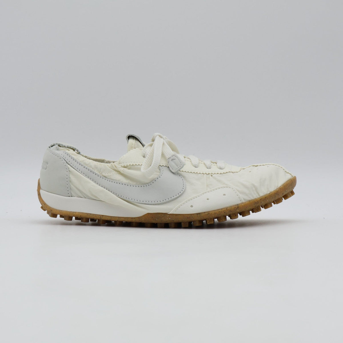 HV8547-002 Jacquemus Nike Women's Moon Shoe Soft Pearl (Women's)