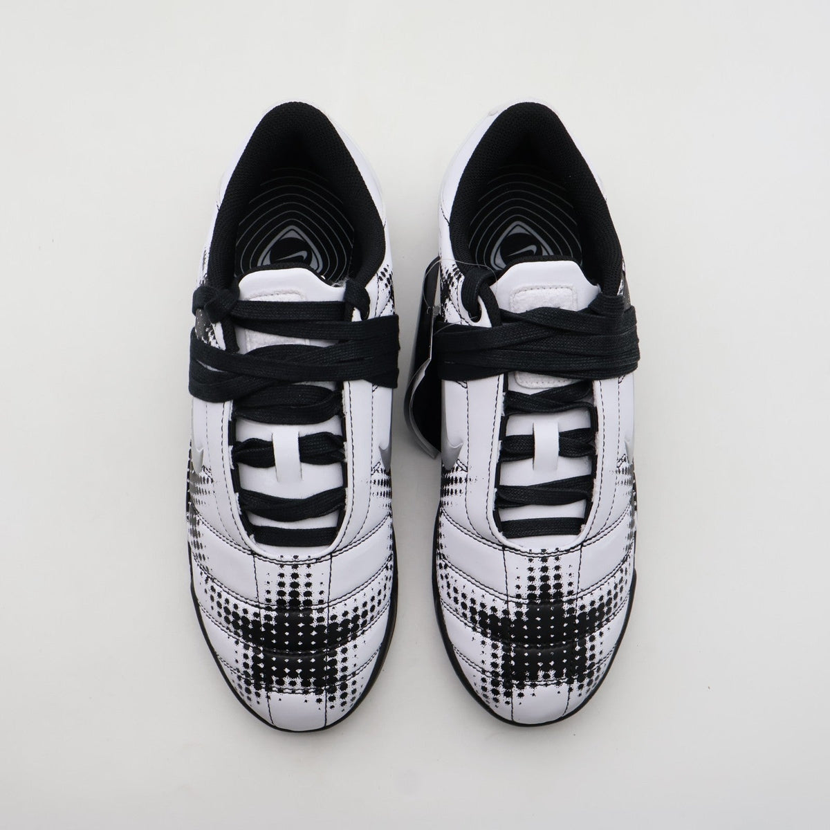 IR8176-100 Nike Total 90 Shox Magia WC "White" (Women's)