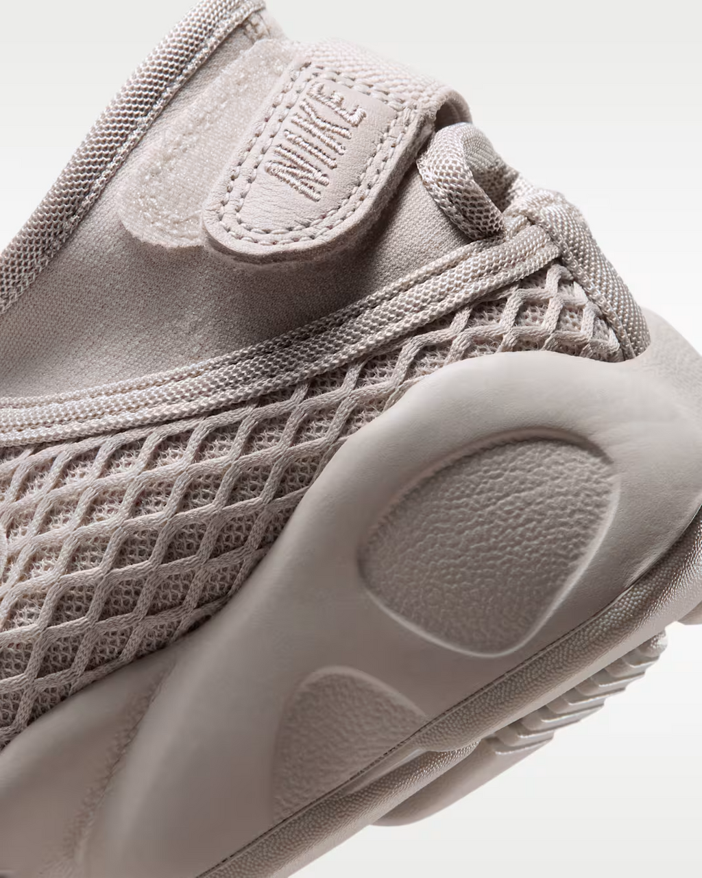 HM8288-200 Nike Air Rift "Cream II/Light Orewood Brown" (Women's)