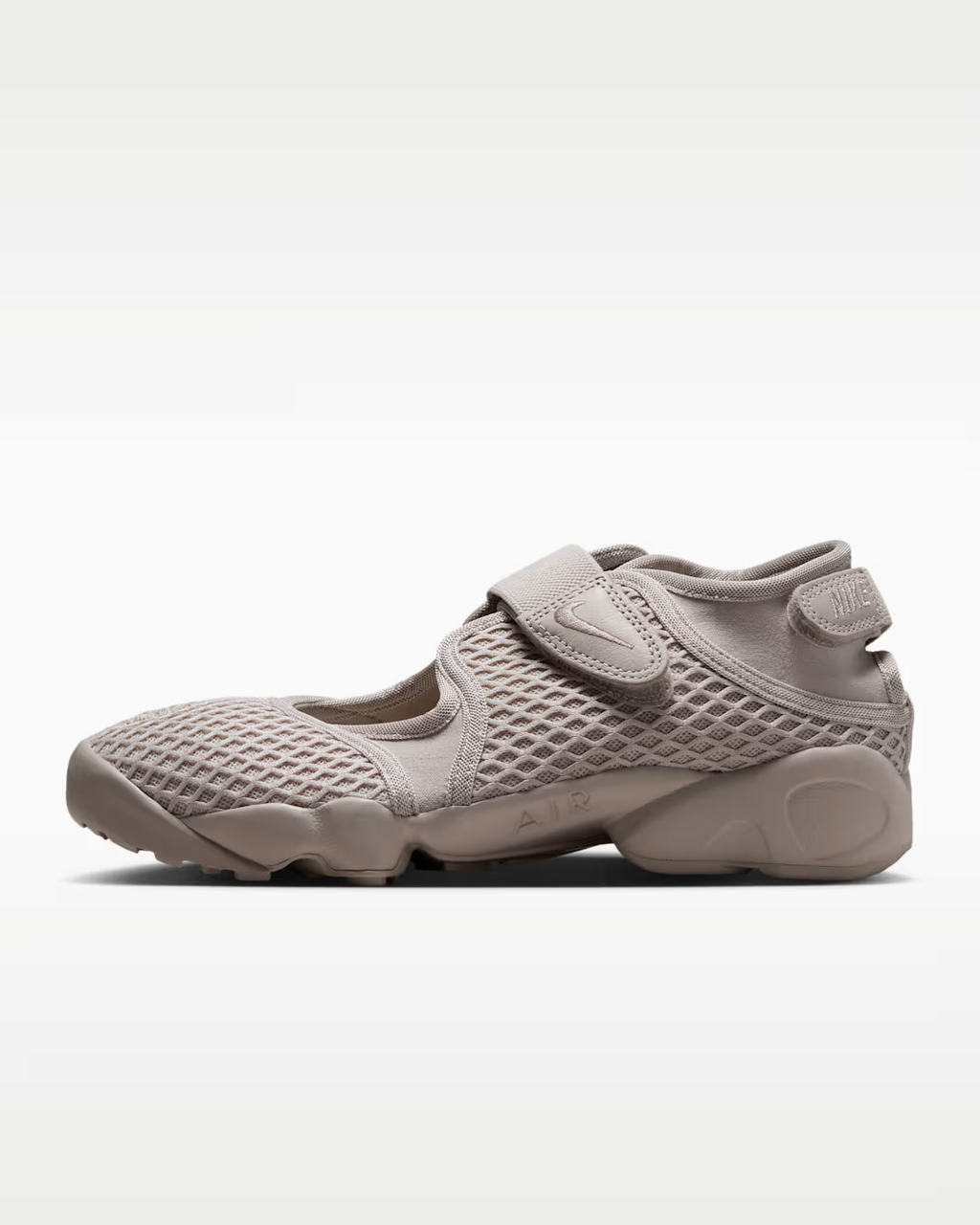 HM8288-200 Nike Air Rift "Cream II/Light Orewood Brown" (Women's)