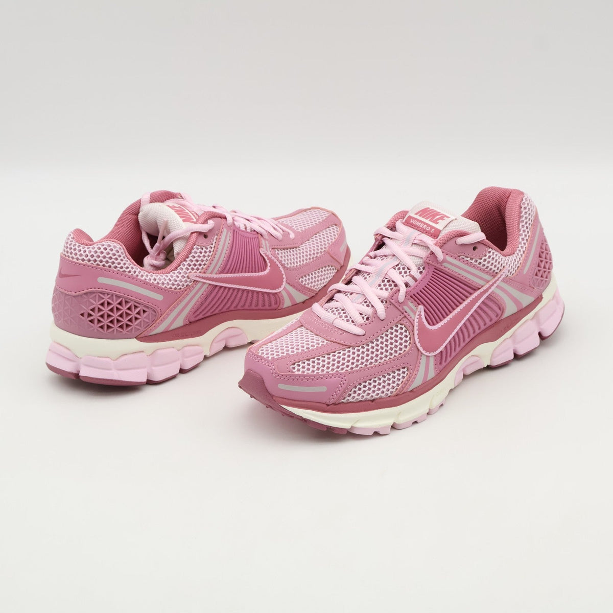 FJ2028-600 Nike Zoom Vomero 5 Elemental Pink Pink Foam Sail Desert (Women's)