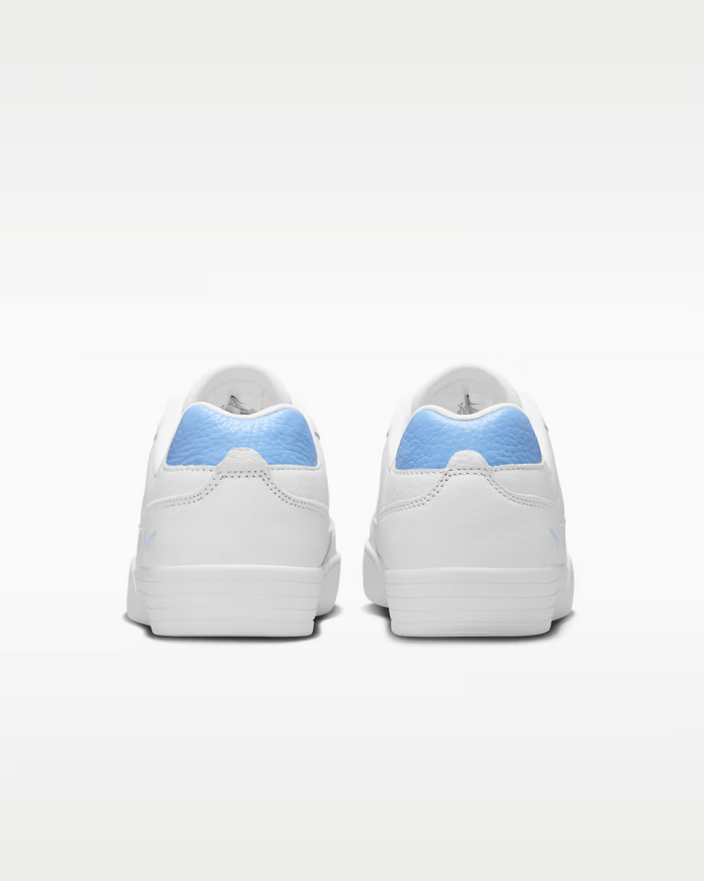 IM5955-102 Nike Tennis Centre "White/Aluminum" (Women's)