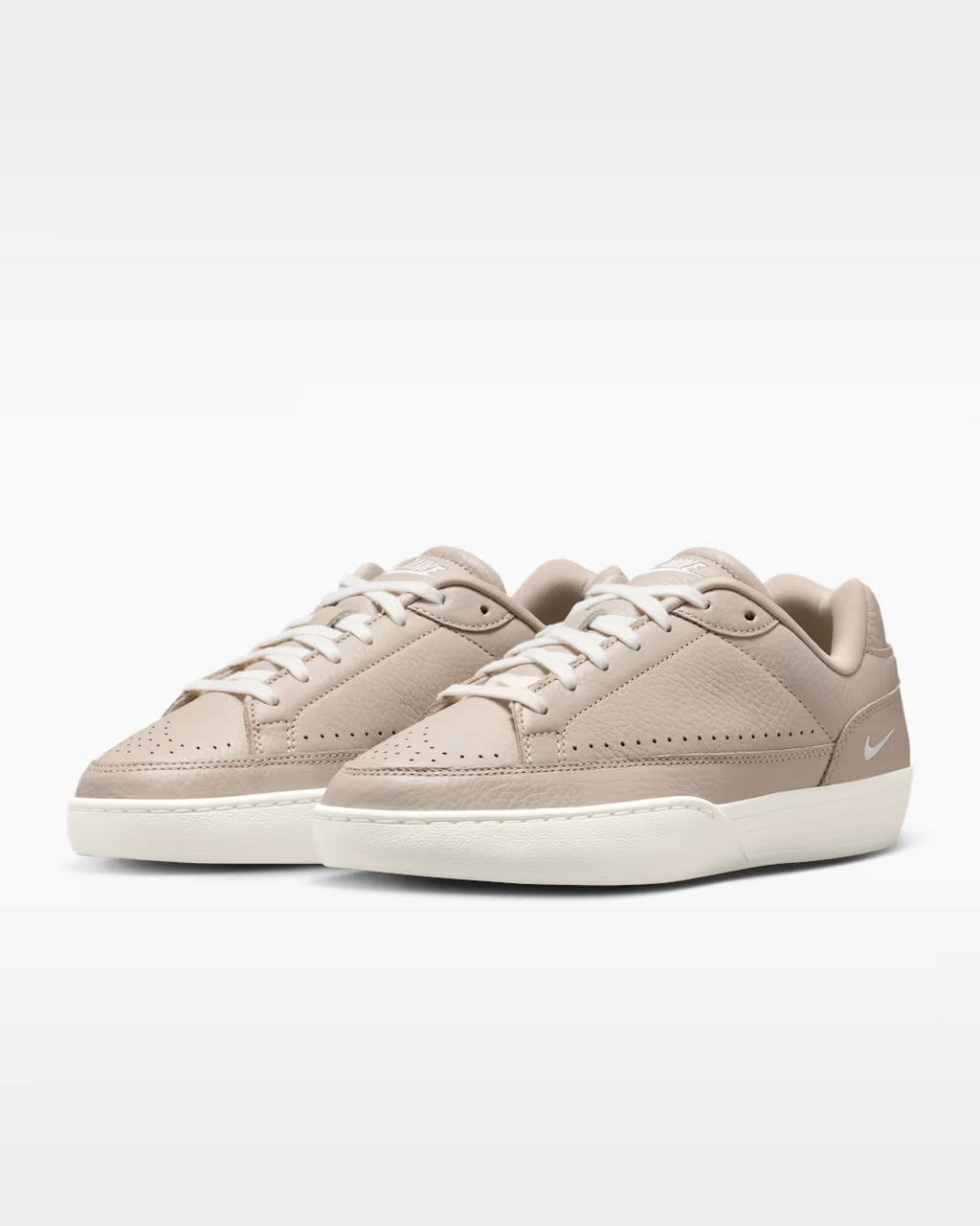 IM5955-201 Nike Tennis Center "Cream 2" (Women's)