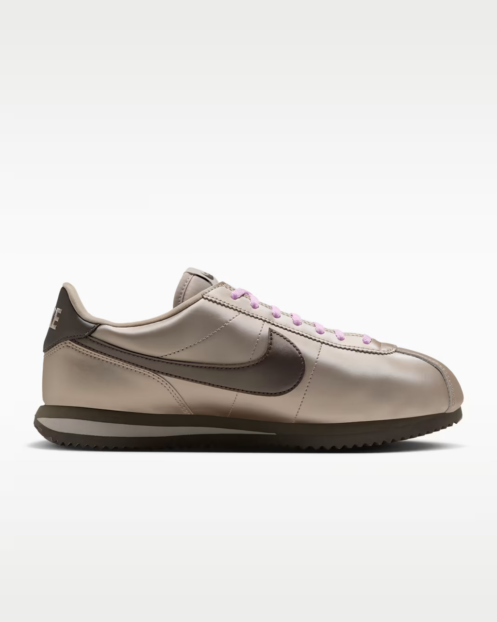 IO9993-200 Nike Cortez SE "Cream 2/Pink Foam" (Women's)