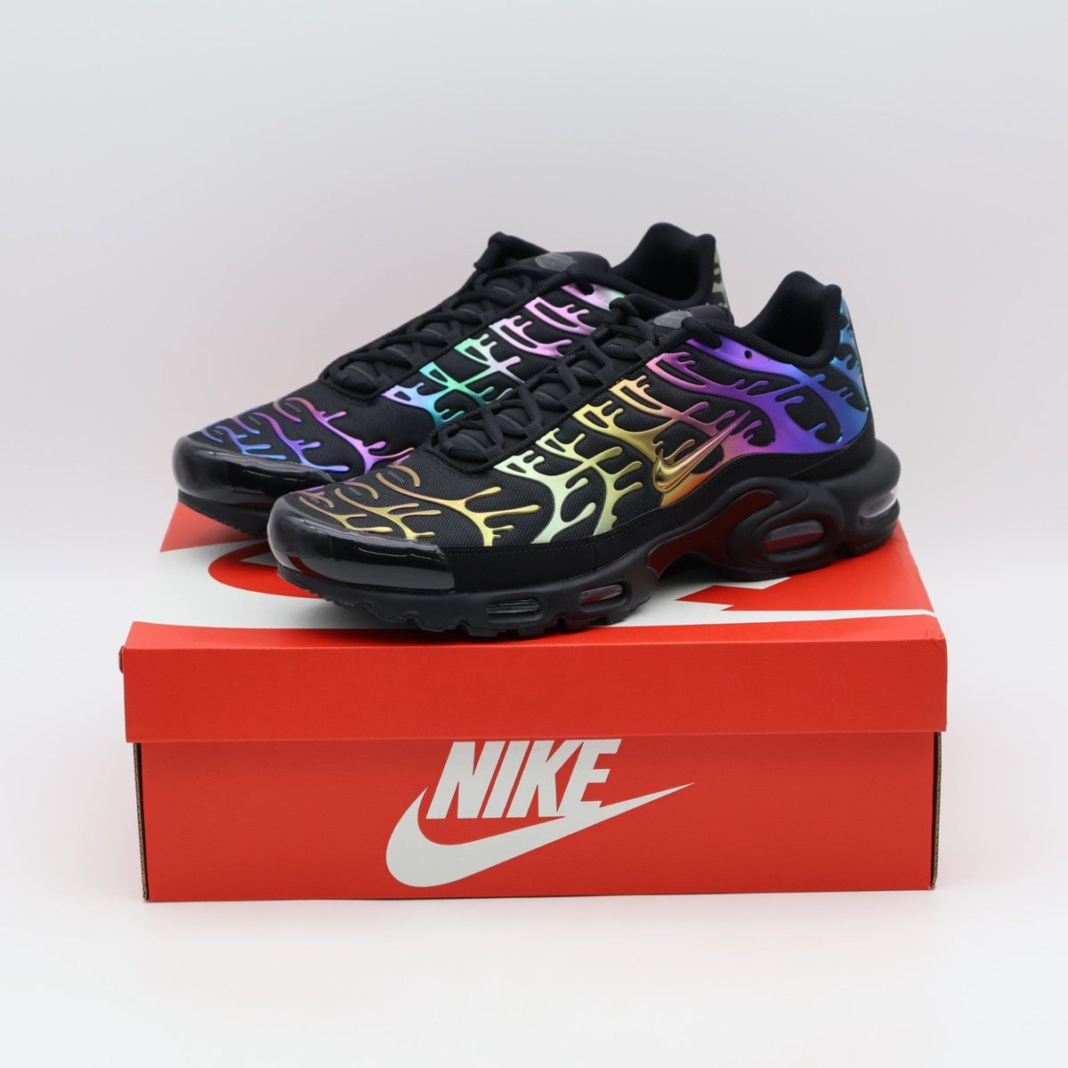 IH7960-001 Nike Air Max Plus Premium Shoes (Men's)