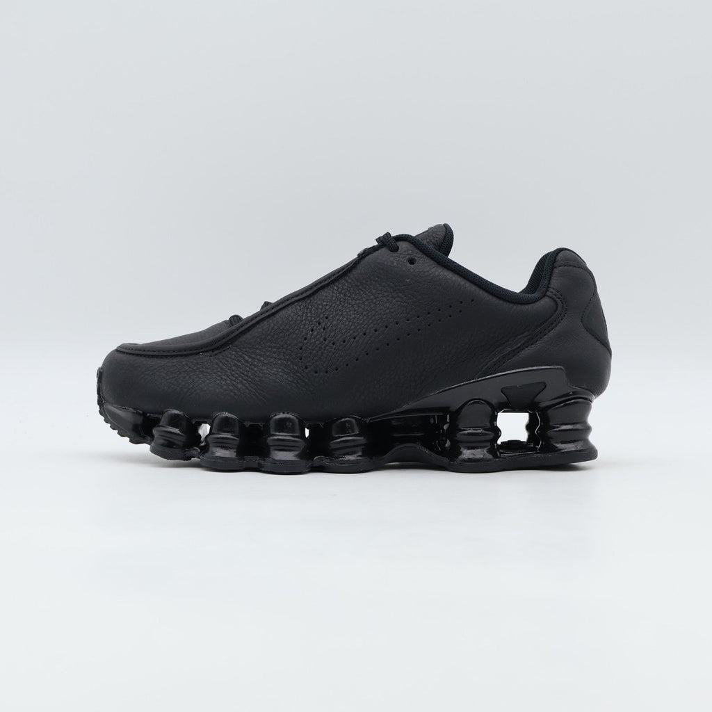 IR2097-001 Nike Shox TL SE Triple Black (Men's)
