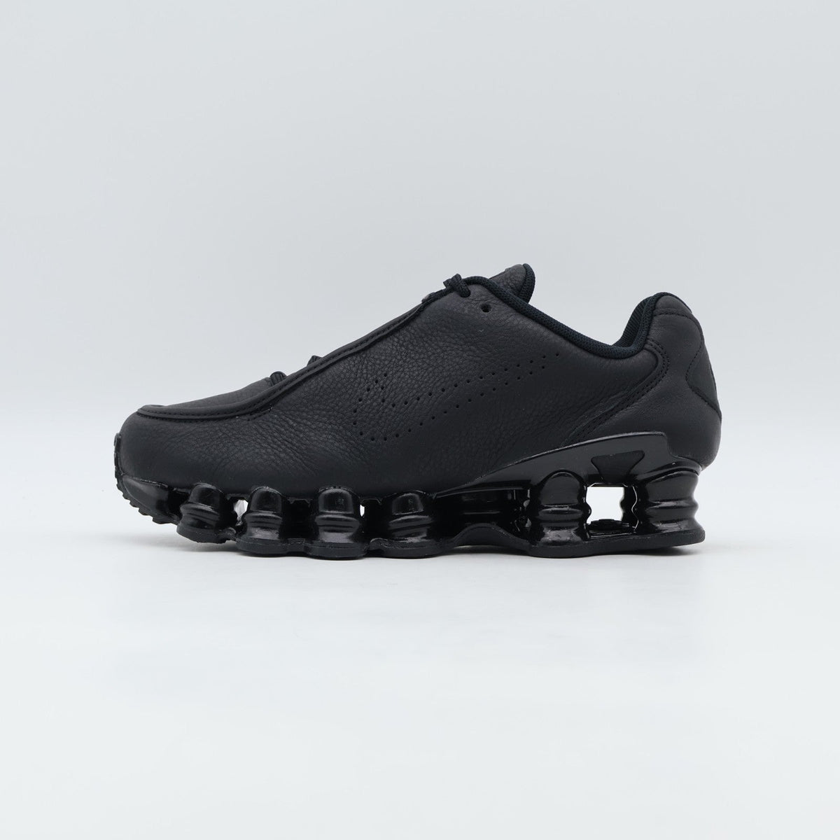 IR2097-001 Nike Shox TL SE Triple Black (Men's)