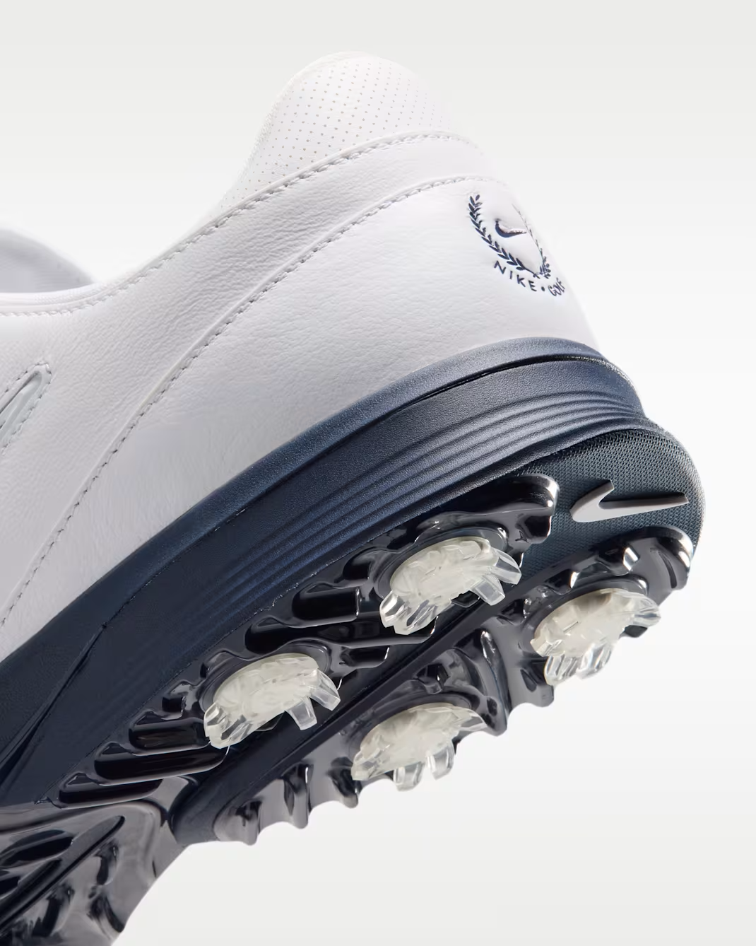 HM6542-107 Nike Victory Tour 4 "White/Midnight Navy" (Wide) (Men's)