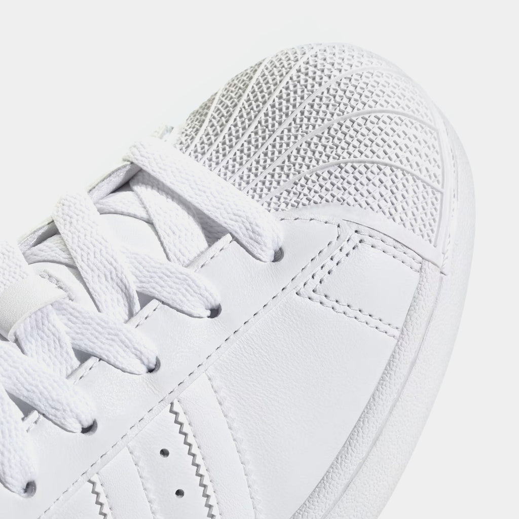Superstar Womens Lifestyle Shoes (White/Black)