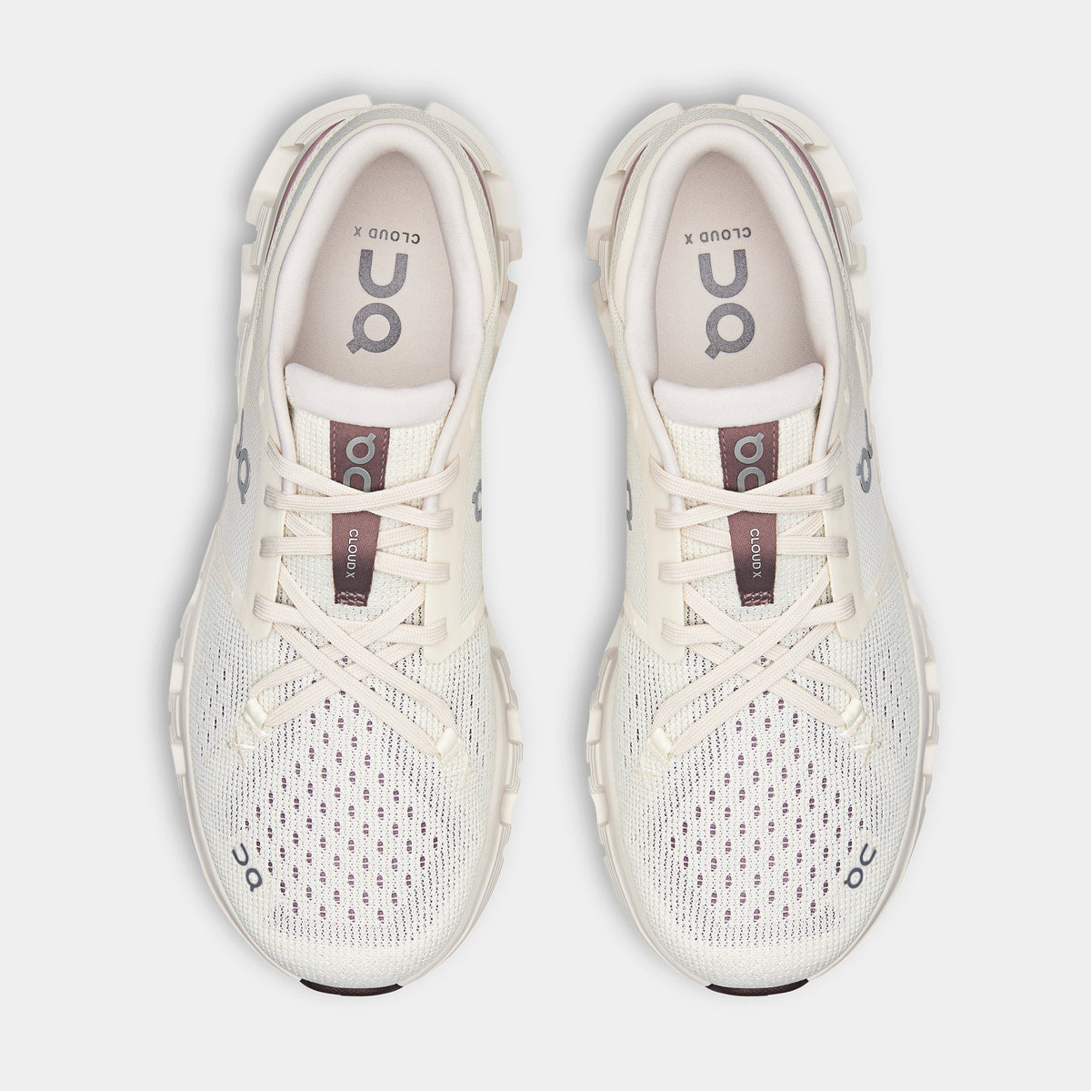 Cloud X 4 Womens Running Shoes (Ivory/Heron)