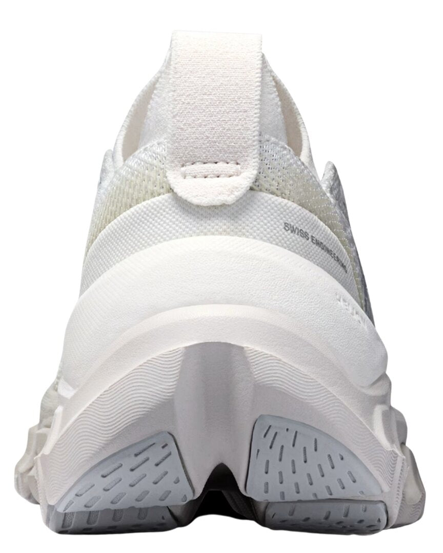 On Running Cloud X Tempo Sneaker