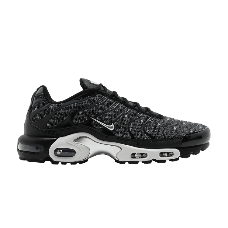 Nike Air Max Plus SE 'Black Chrome'