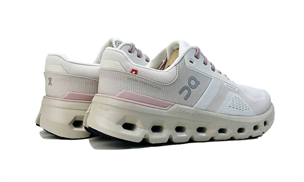 Women's Cloudrunner 2 Running Shoes In Silver/mauve