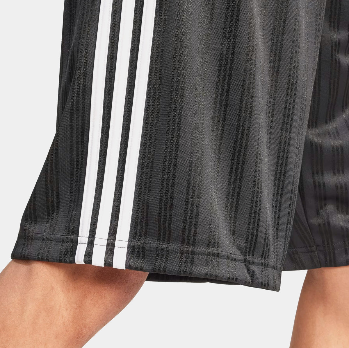 Adicolor Poly Mens Shorts (Black/White)