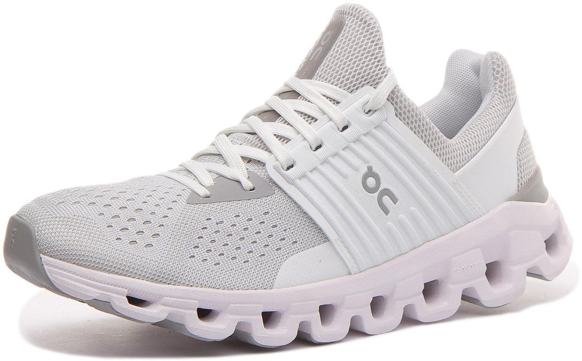 On Running Cloudswift In White For Women
