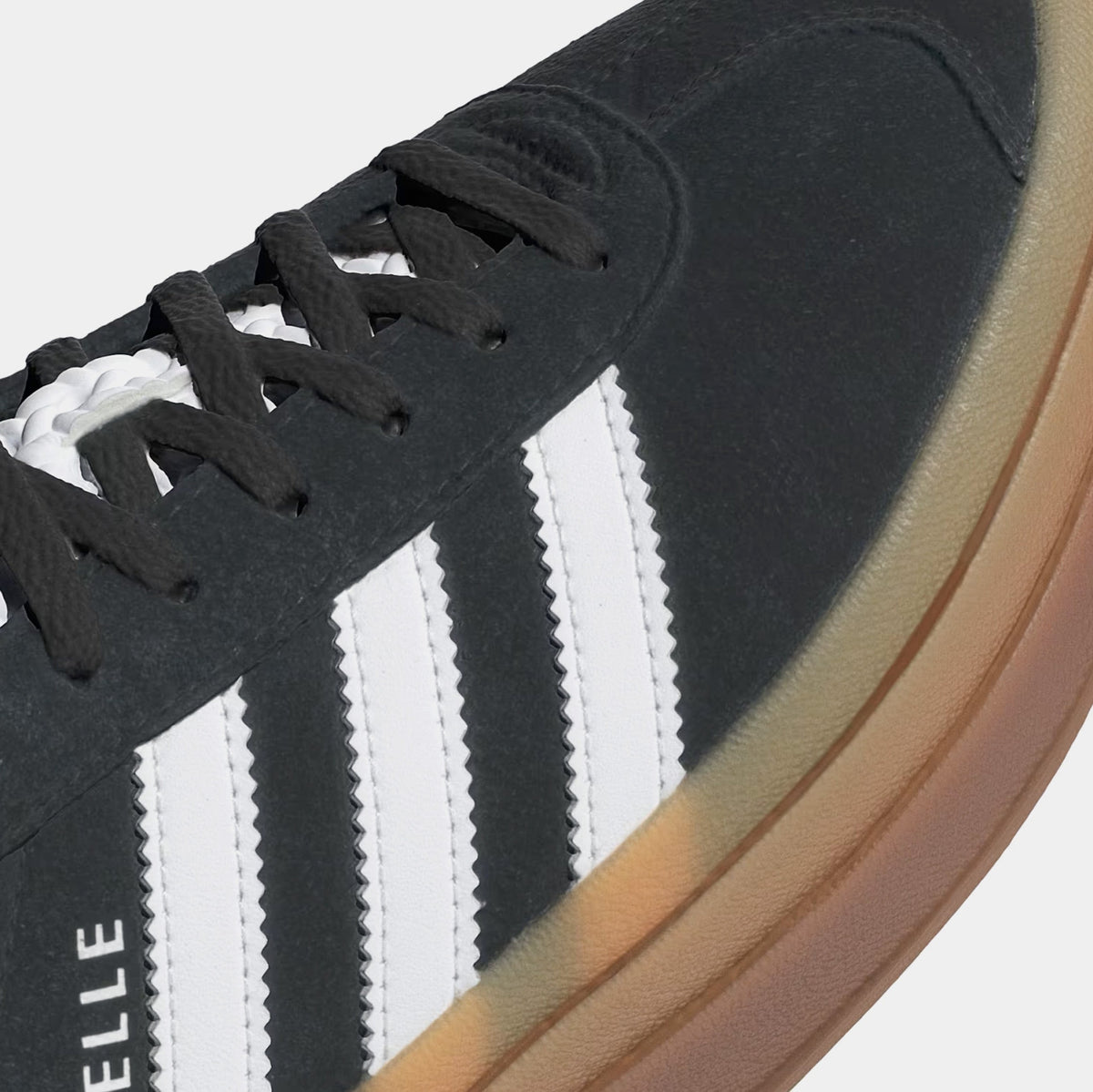 Gazelle Bold Womens Lifestyle Shoes (Black/White)