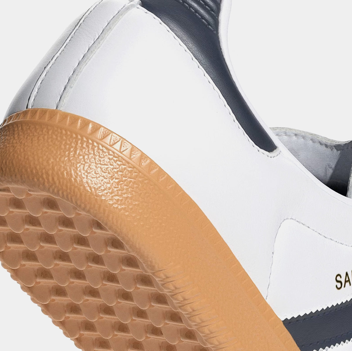 Samba OG Mens Lifestyle Shoes (Cloud White/Night Indigo/Gum)