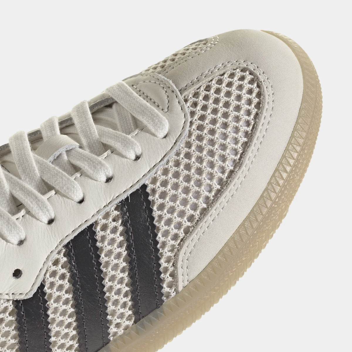 Samba OG Open Mesh Womens Lifestyle Shoes (Off White/Carbon/Gold Metallic)
