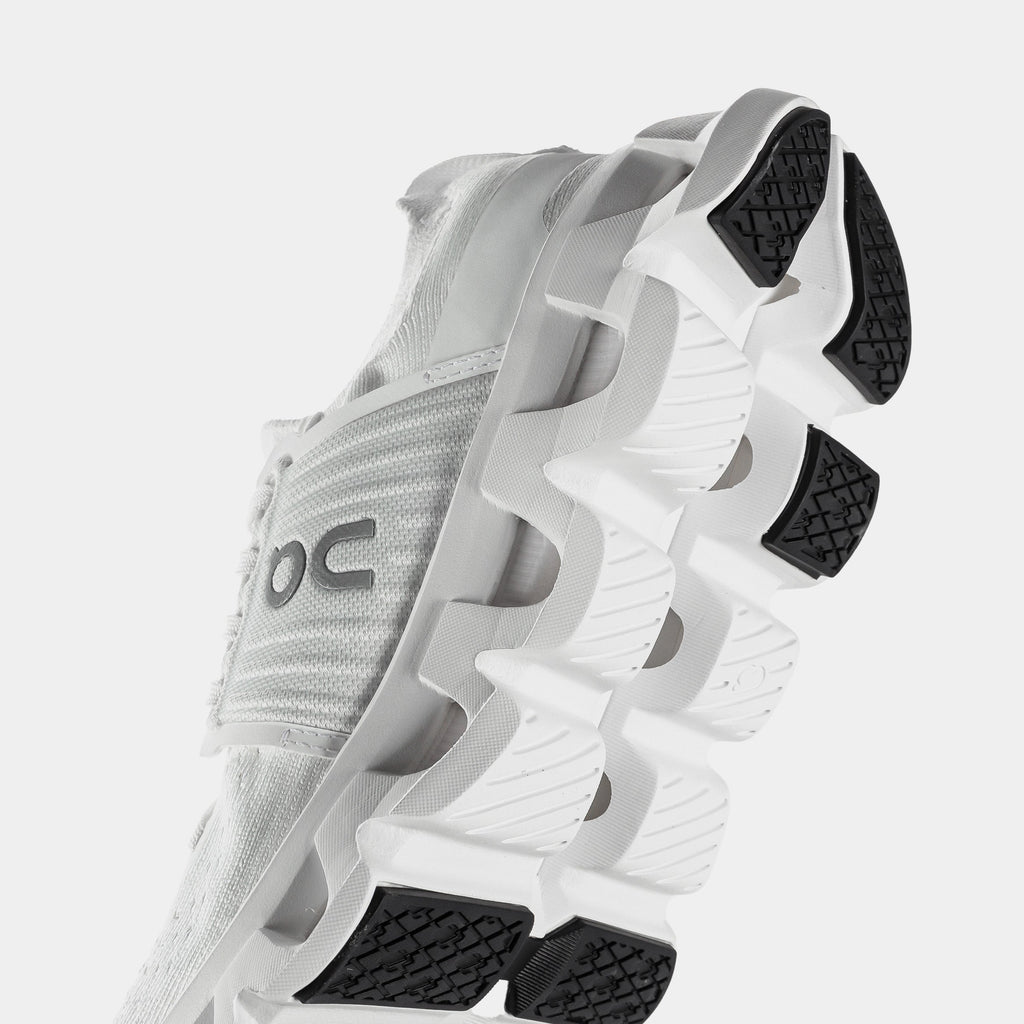 Cloudswift 4 Womens Running Shoes (White/White)
